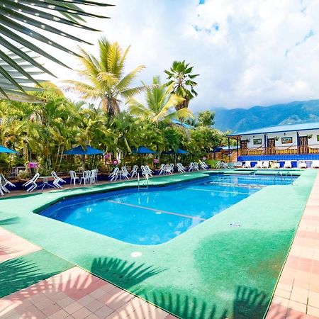 Ayenda 1132 Copiclub Hotell Ibagué Eksteriør bilde